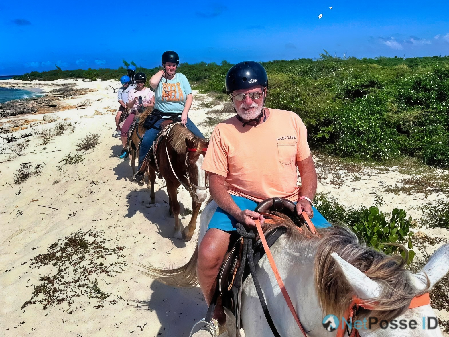 store/pages/2358/beach_LindaV480523037_10233958605601834_7928251393712400892_n.png